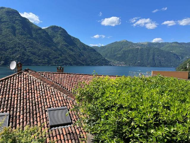 Appartamento in vendita a Nesso, Lombardia