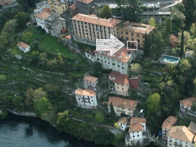 Appartamento in vendita a Nesso, Lombardia