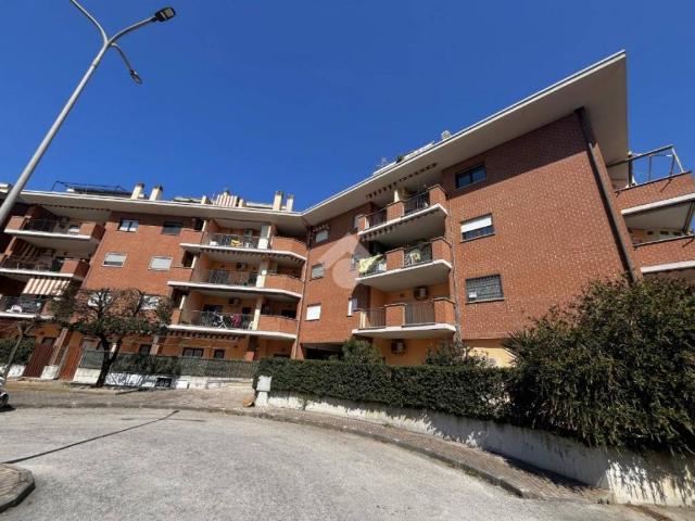 Appartamento in vendita a Cretarossa, Roma Capitale