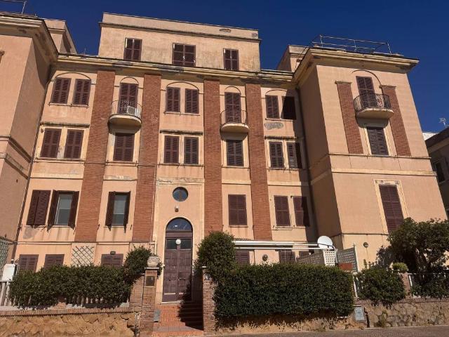 Appartamento in vendita a Europa, Roma Capitale