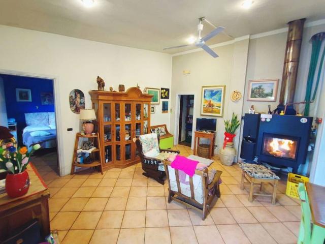 Appartamento in vendita a Grugnole, Roma Capitale