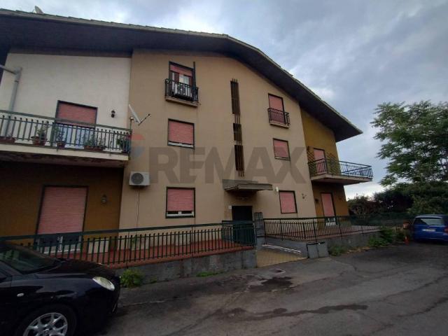 Appartamento in vendita a Nicolosi, Sicilia