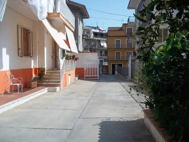 Appartamento in vendita a Calabria, Vibo Valentia