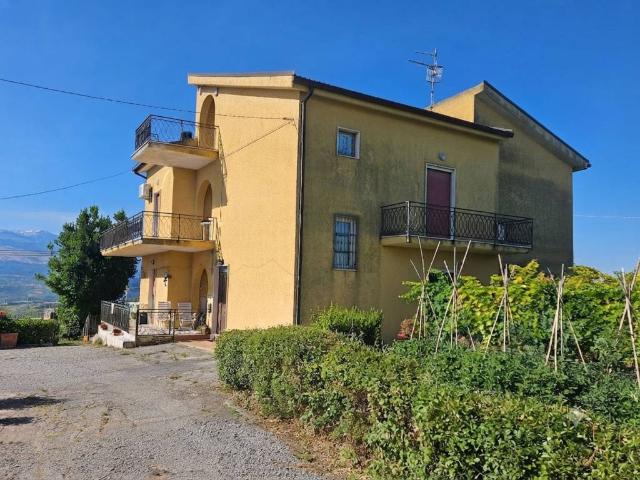 Appartamento in vendita a Nocciano, Abruzzo