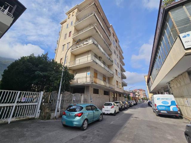 Appartamento in vendita a Nocera Superiore, Campania