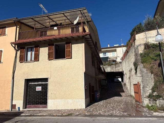 Appartamento in vendita a Nocera Umbra, Umbria