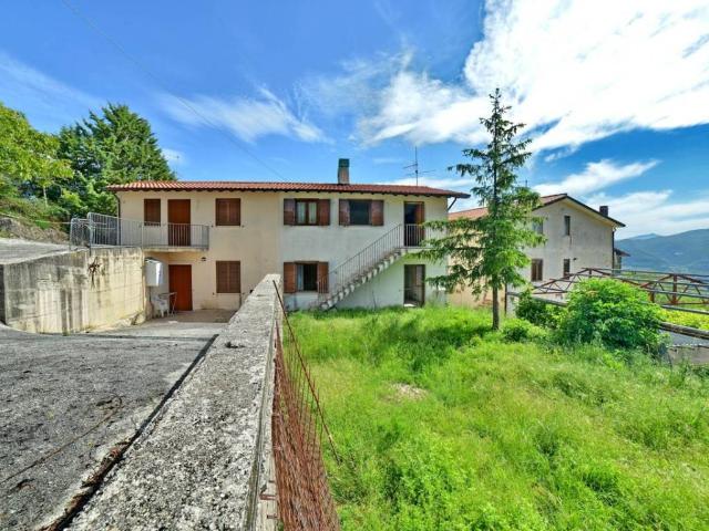 Villa Indipendente in vendita a Nocera Umbra, Umbria