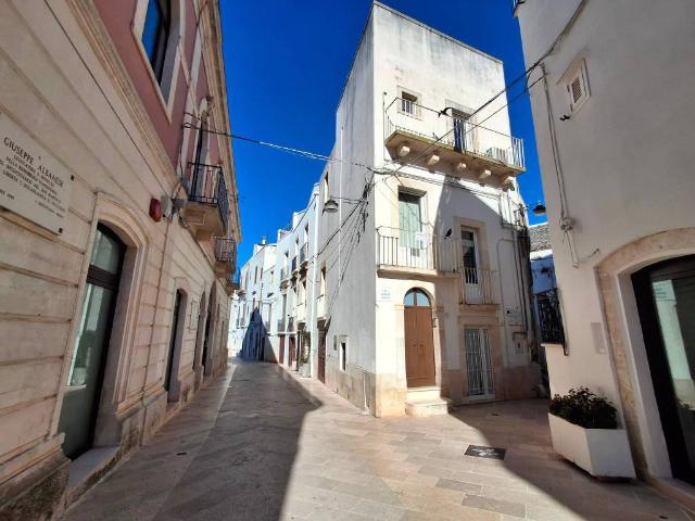 Appartamento in vendita a Centro Storico, Puglia
