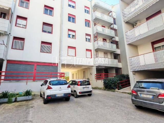 Appartamento in vendita a Puglia, Bari