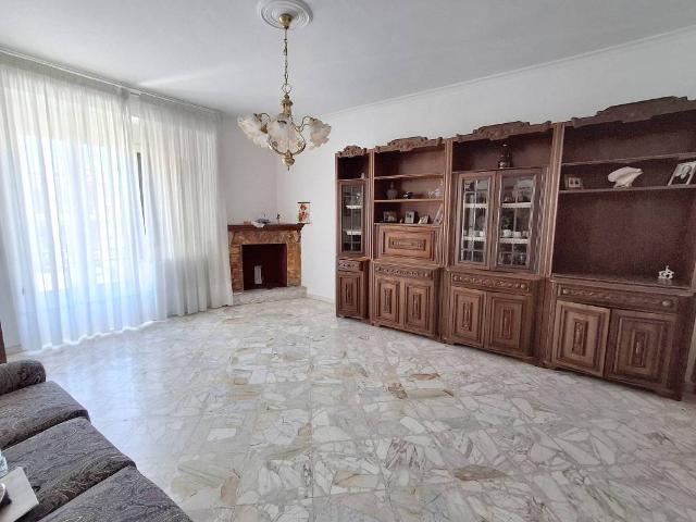 Appartamento in vendita a Puglia, Bari