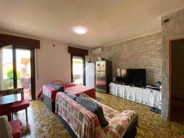 Appartamento in vendita a Nogarole Rocca, Veneto