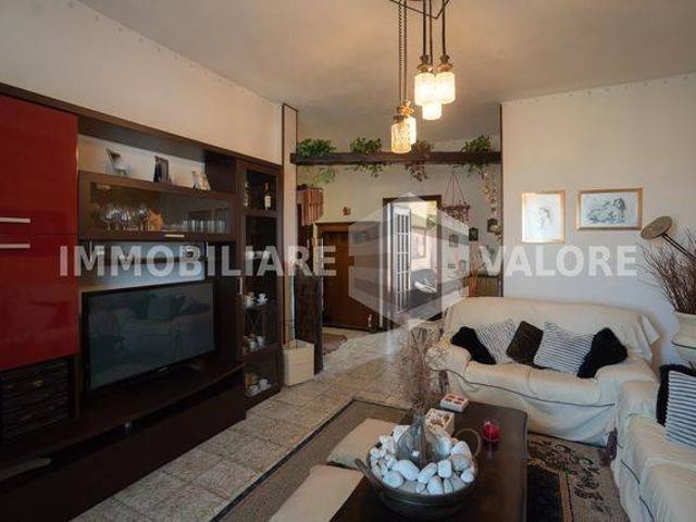 Appartamento in vendita a Nogarole Rocca, Veneto