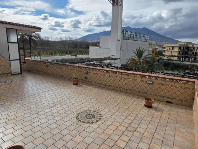 Appartamento in vendita a Nola, Campania