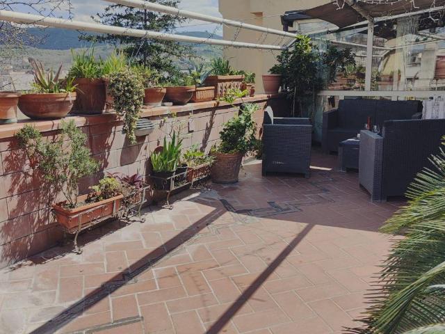 Appartamento in vendita a Nola, Campania