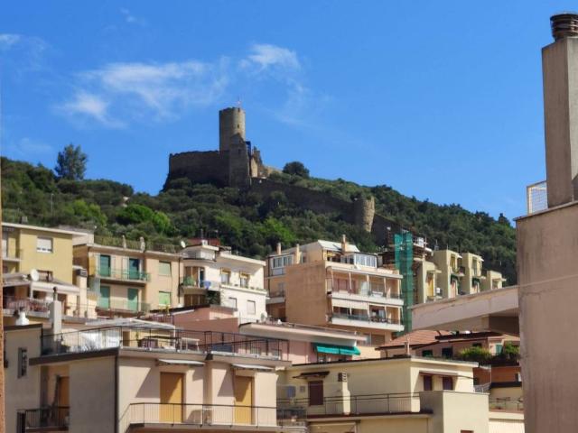 Appartamento in vendita a Noli, Liguria