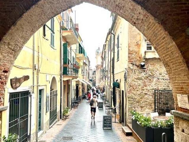 Appartamento in vendita a Noli, Liguria