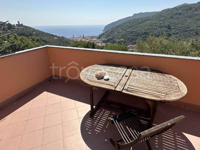 Appartamento in vendita a Noli, Liguria