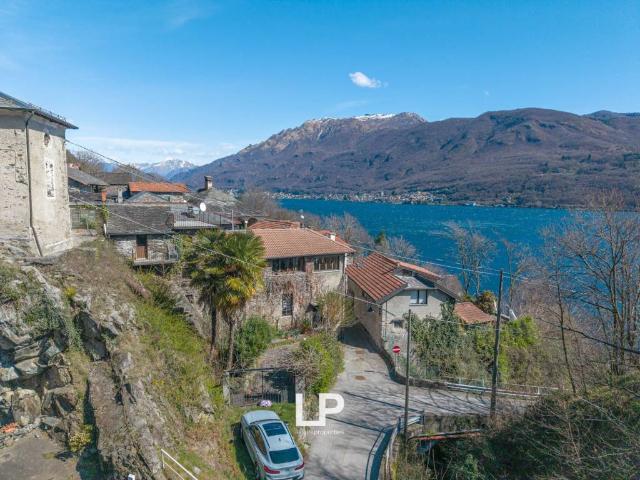 Appartamento in vendita a Brolo, Piemonte