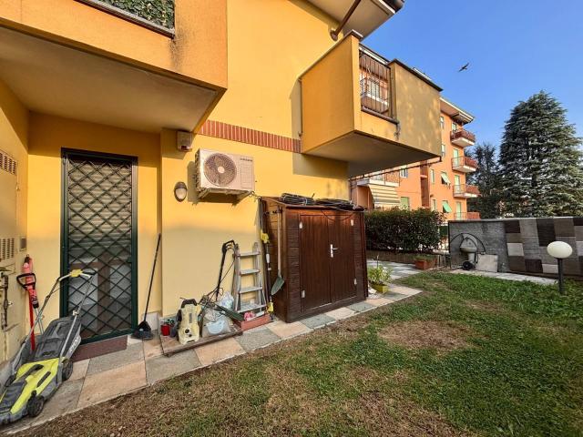 Appartamento in vendita a Nova Milanese, Monza e della Brianza