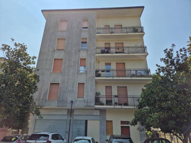 Appartamento in vendita a Nova Milanese, Lombardia