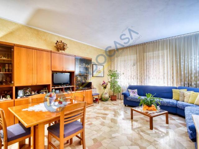 Appartamento in vendita a Nova Milanese, Lombardia