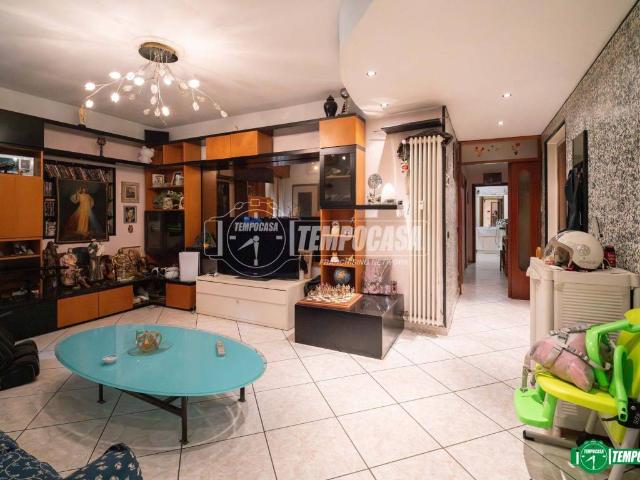 Appartamento in vendita a Nova Milanese, Lombardia