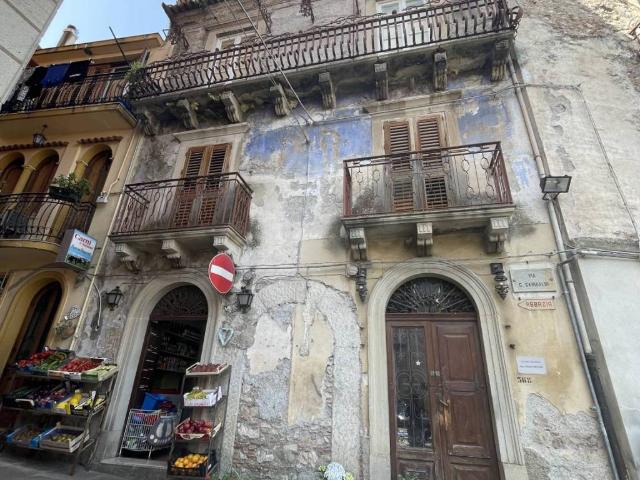 Appartamento in vendita a Novara Di Sicilia, Sicilia