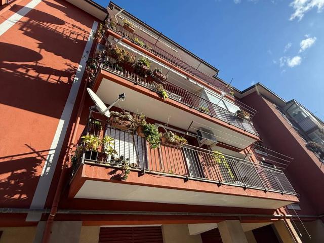 Appartamento in vendita a Novara Di Sicilia, Sicilia