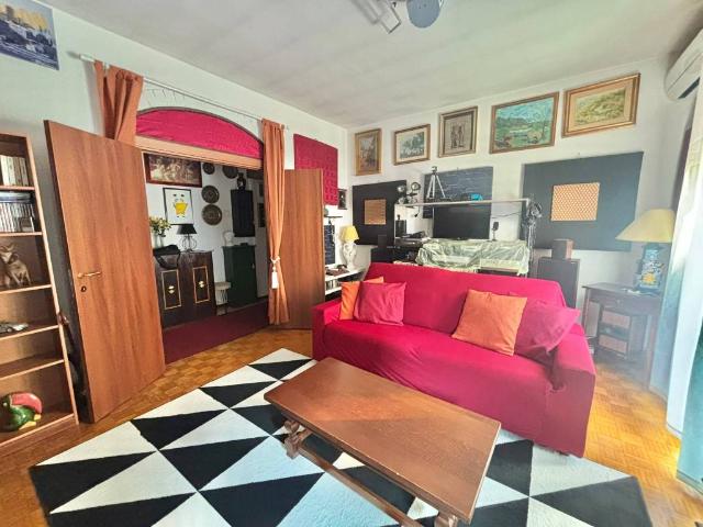 Appartamento in vendita a Lumellogno, Novara