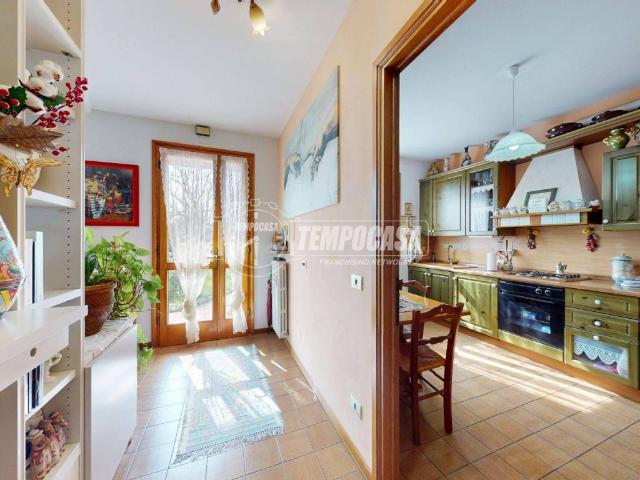Villa Indipendente in vendita a Bassa Reggiana, Re