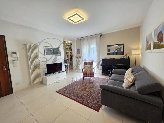 Appartamento in vendita a Noventa Padovana, Padova