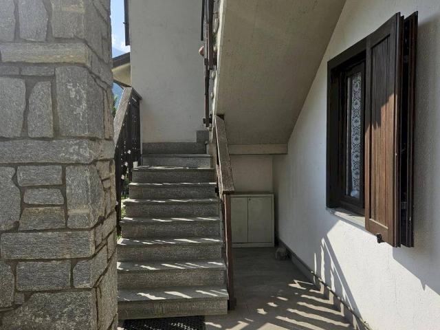Appartamento in vendita a Nus, Aosta