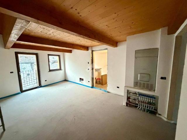 Appartamento in vendita a Nus, Aosta