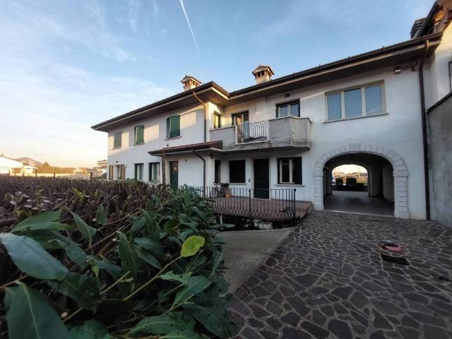 Appartamento in vendita a Nuvolento, Lombardia