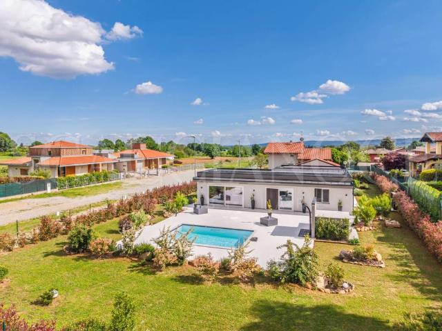 Villa Indipendente in vendita a Piemonte, Biella