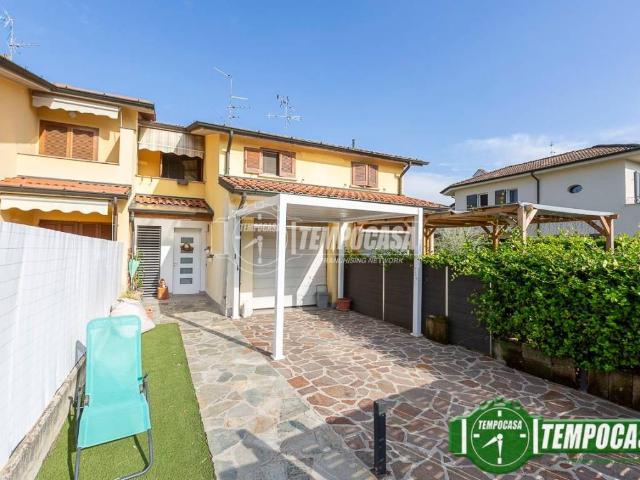 Villa Schiera in vendita a Offanengo, Lombardia
