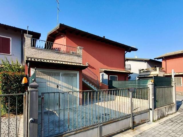 Appartamento in vendita a Offanengo, Lombardia