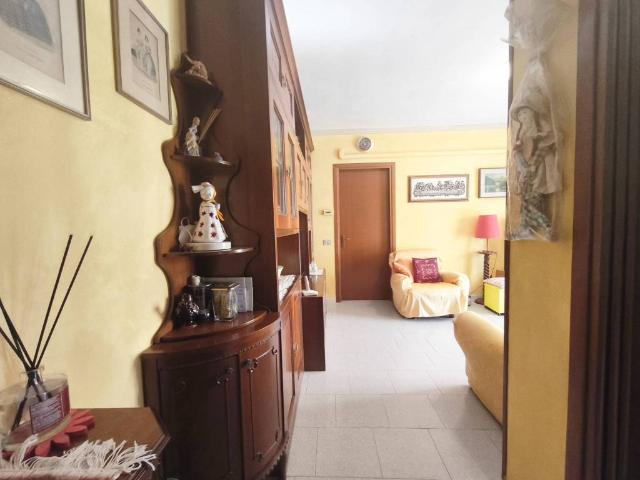 Appartamento in vendita a Santo Stefano, Oggiona con Santo Stefano