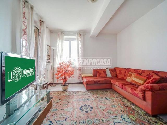 Appartamento in vendita a Oggiona Con Santo Stefano, Lombardia