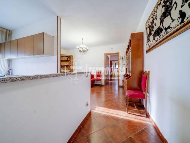 Appartamento in vendita a Oggiona Con Santo Stefano, Lombardia