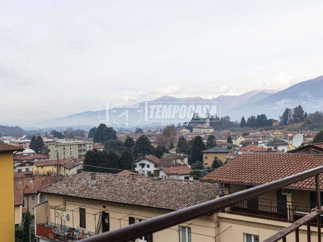 Appartamento in vendita a Molera, Oggiono