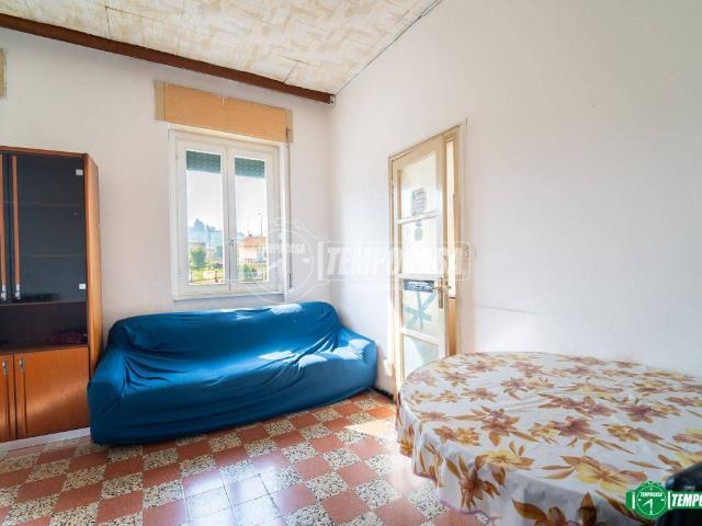 Appartamento in vendita a Oggiono, Lombardia