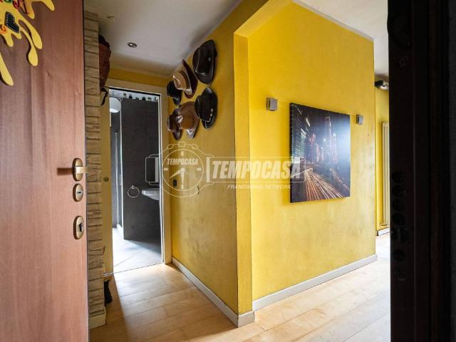 Appartamento in vendita a Castello di Oggiono, Oggiono