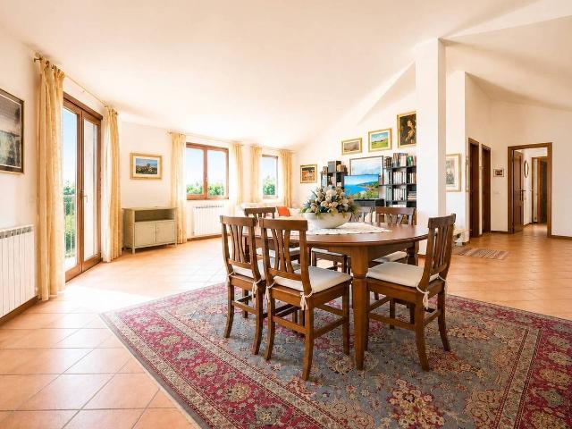 Appartamento in vendita a San Pantaleo, Sardigna/Sardegna