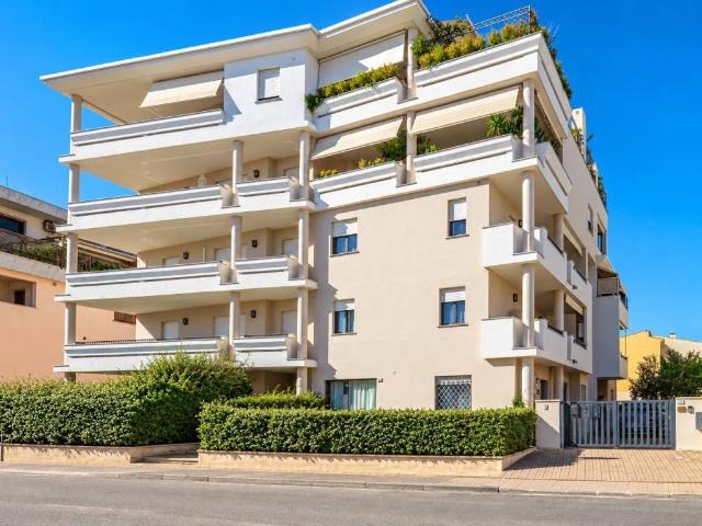 Appartamento in vendita a Baratta, Olbia