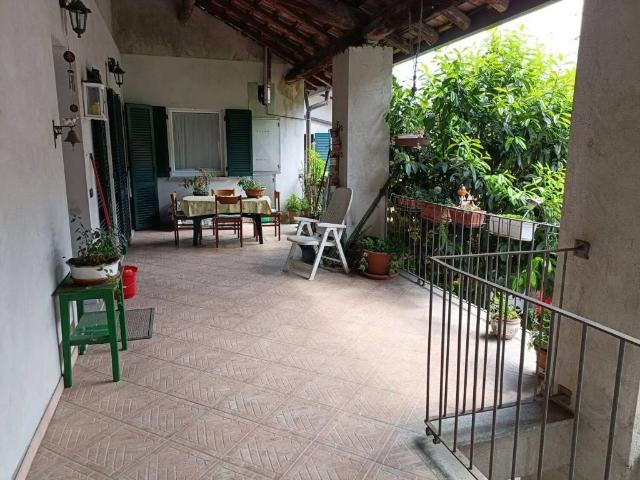 Appartamento in vendita a Cascina del Pè, Faloppio