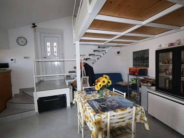 Appartamento in vendita a Cascina del Pè, Faloppio