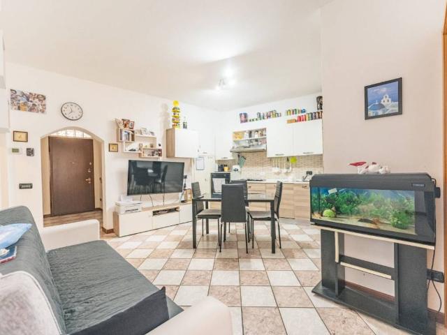 Appartamento in vendita a Cascina del Pè, Faloppio