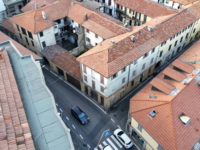 Appartamento in vendita a Cascina del Pè, Faloppio