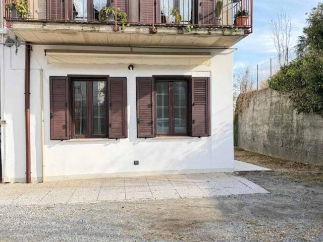 Appartamento in vendita a Cascina del Pè, Faloppio